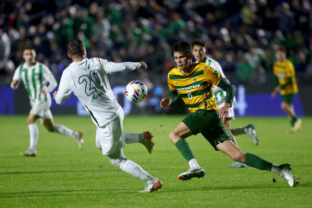 键性对决中 键性对决中