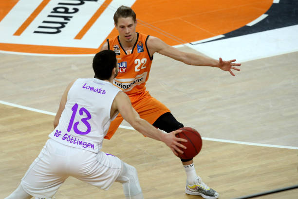 勒沃库森该 勒沃库森该